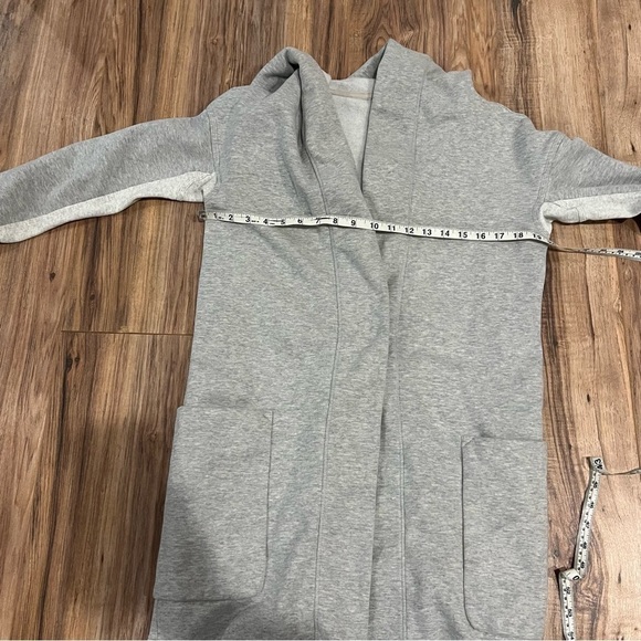 Lululemon Karmacollected Hooded Wrap sweatshirt Jacket - Picture 15 of 15